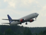 Boeing 737-883